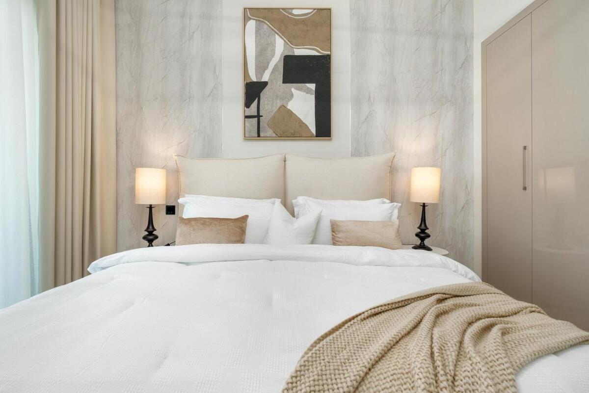 Apartment Calming 1br Sobha Hartland 10 Mins To Mall By Vibel *