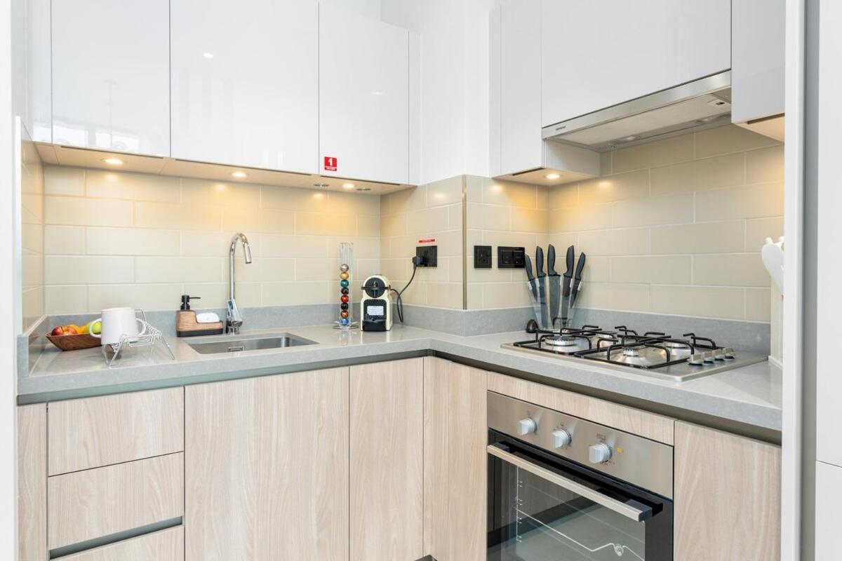 Calming 1br Sobha Hartland 10 Mins To Mall By Vibel