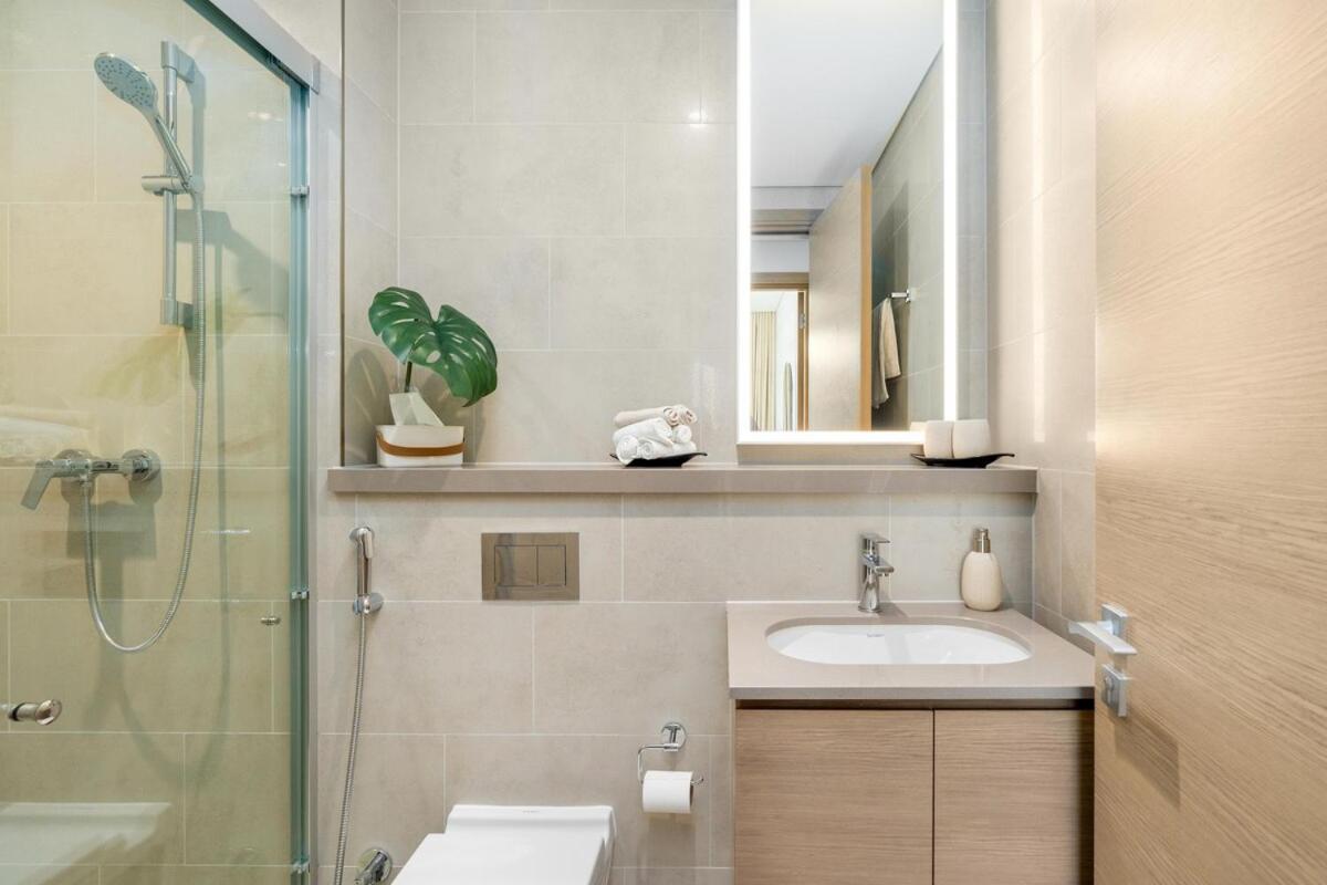 Calming 1br Sobha Hartland 10 Mins To Mall By Vibel Dubai